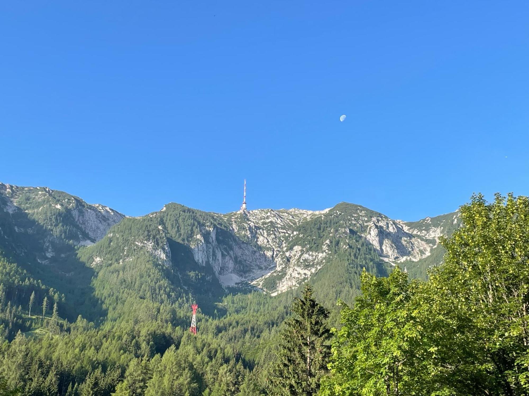 Apartment Sonne&Luft Bad Bleiberg Bagian luar foto