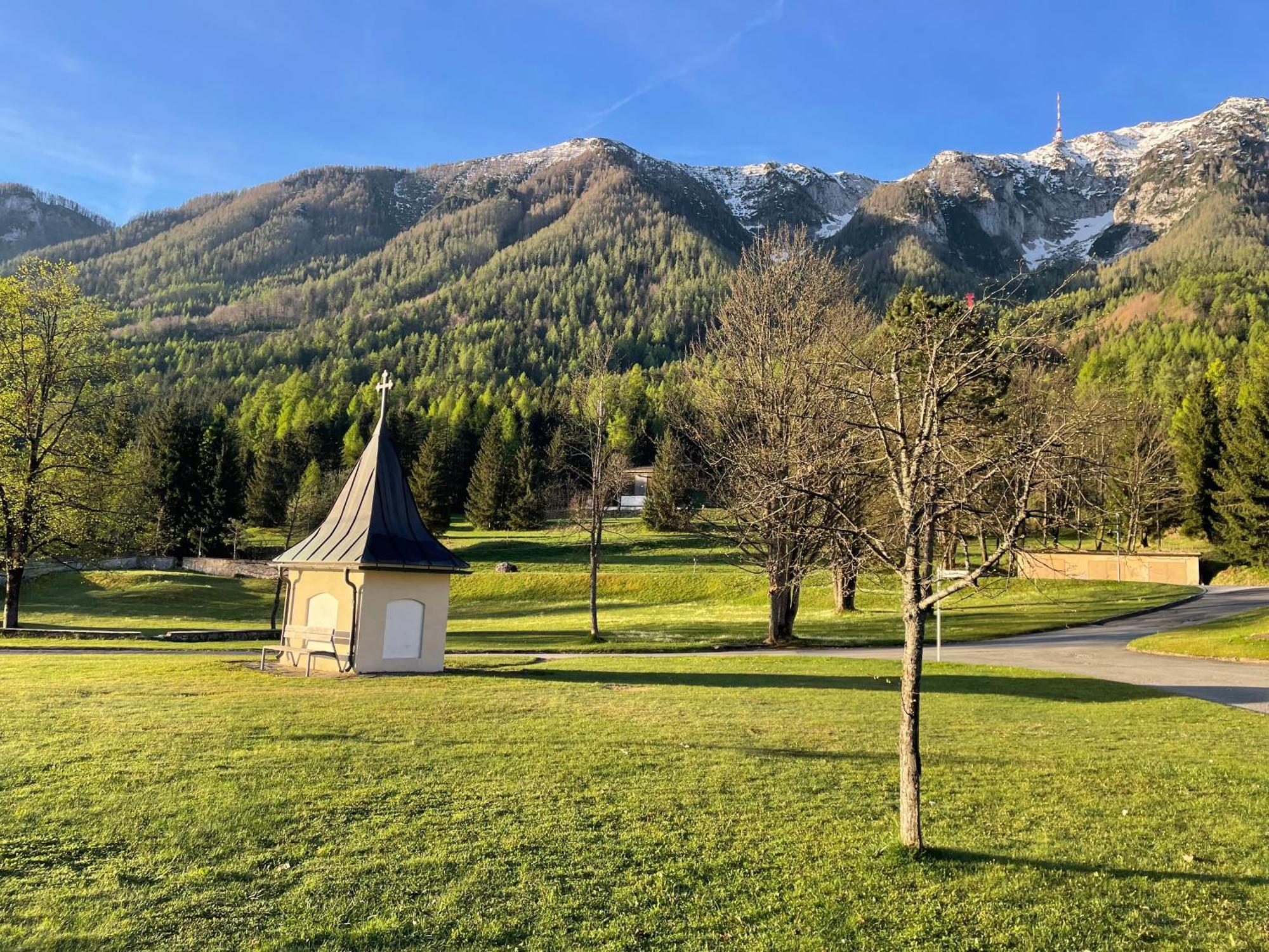 Apartment Sonne&Luft Bad Bleiberg Bagian luar foto